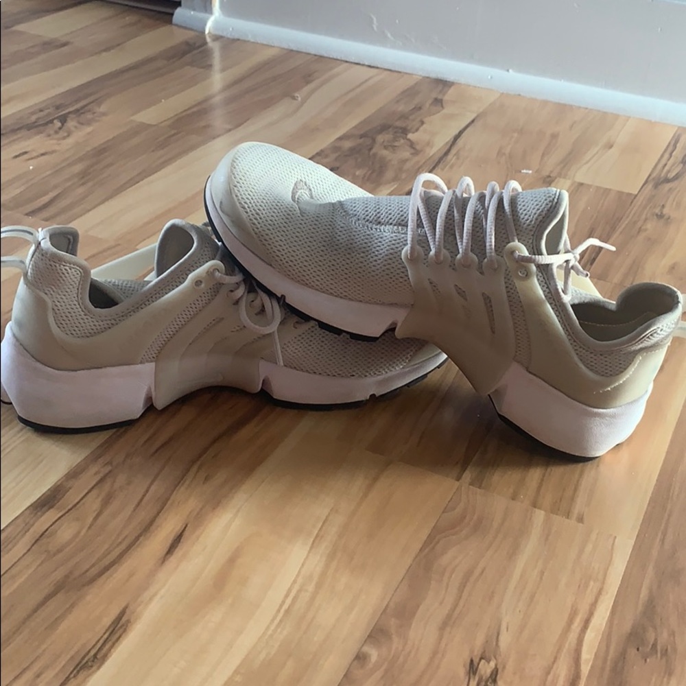 Nike Prestos